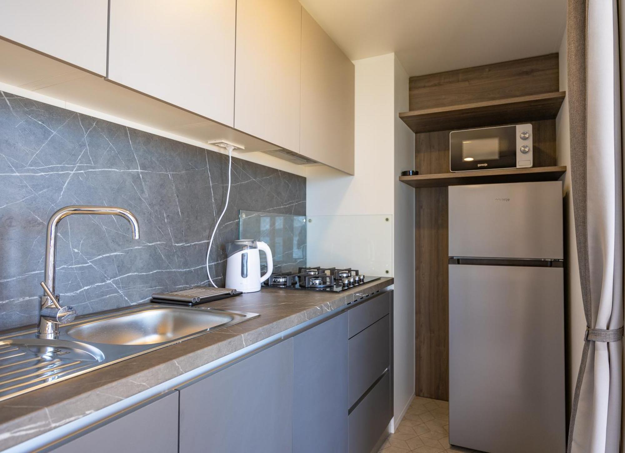 Camp Dole Zivogosce - Mobile Home And Glamping Tent الغرفة الصورة